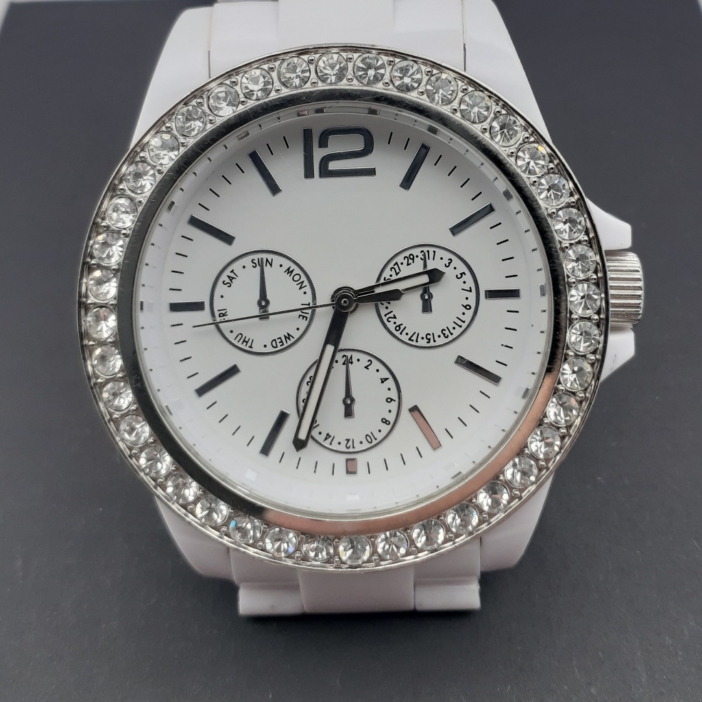 Ladies Quartz Watch